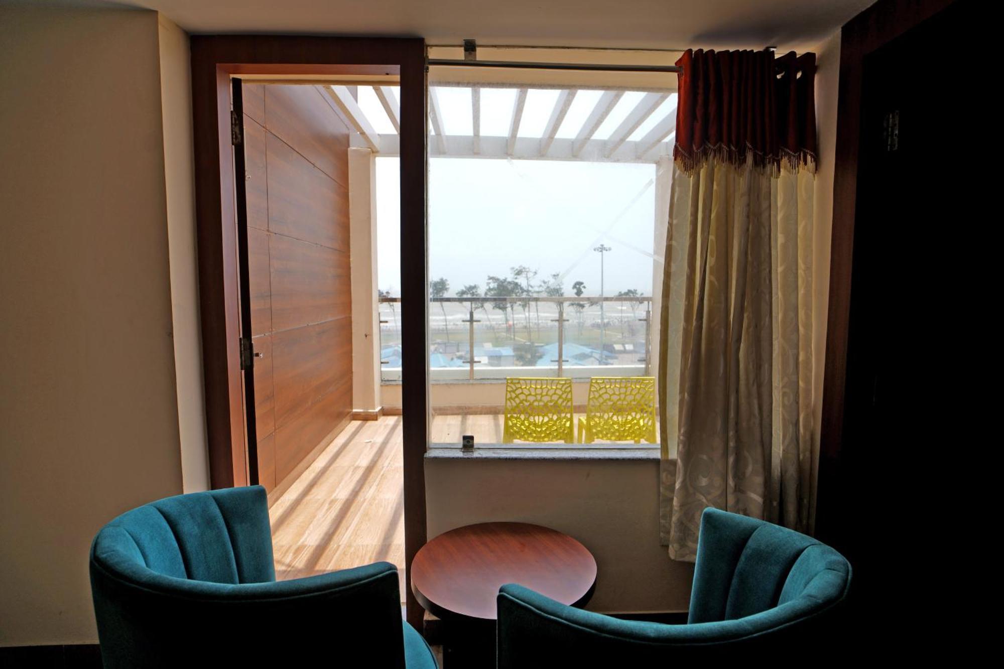 Royal Sea View !! Beach Front With Free Wifi !! Digha  Zewnętrze zdjęcie