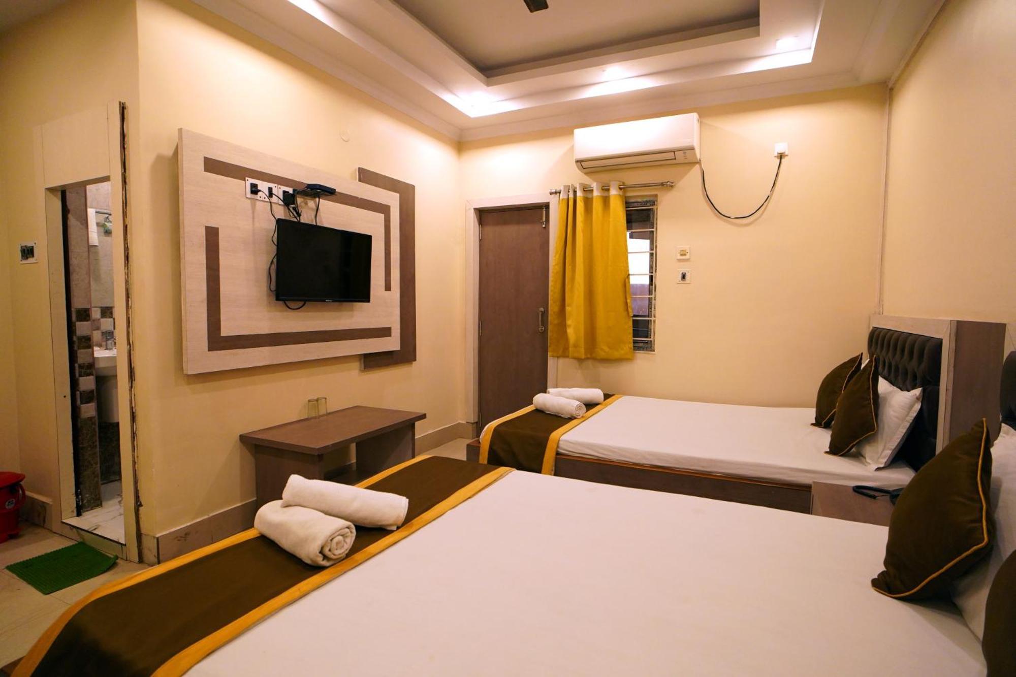 Royal Sea View !! Beach Front With Free Wifi !! Digha  Zewnętrze zdjęcie